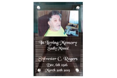 Custom engraved memorial plaques, Engraver's Den