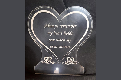 Custom engraved memorial plaques, Engraver's Den